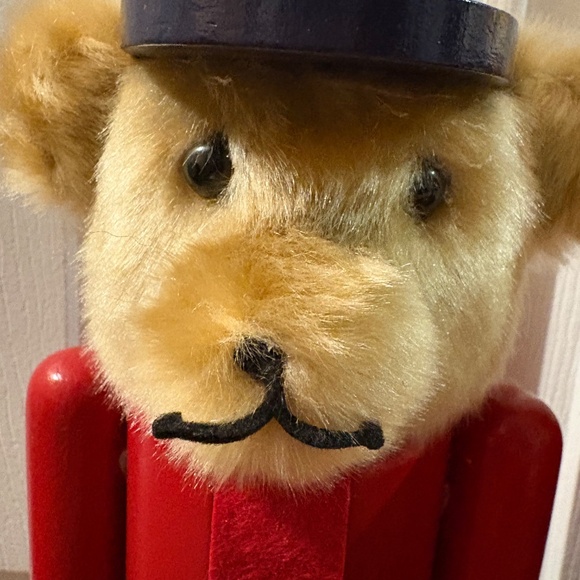 NEW RARE 2-pack 18" Hudson’s Bay Company HBC Stripes Nutcracker Multistripes - Picture 9 of 16